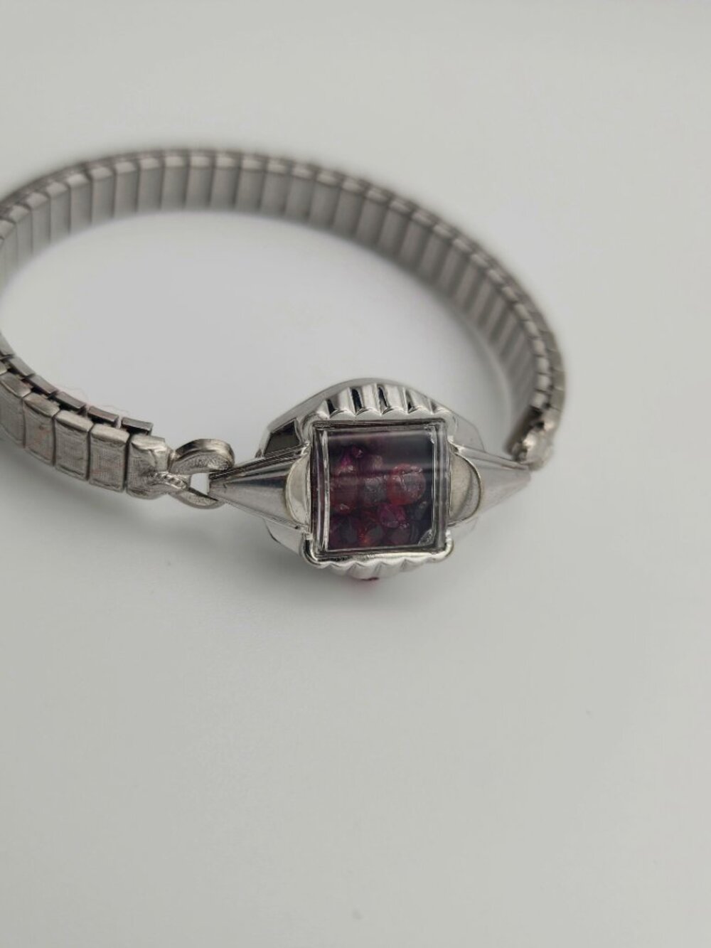 Upcycled Vintage 1954 Bulova Reliquary Bracelet-Almandine Garnets-Faceted Ruby - Picture 3 of 4